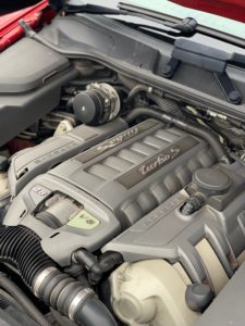 porsche macan turbo s engine bay